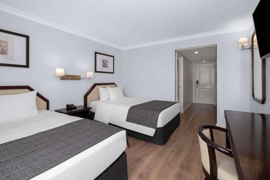 Wyndham Garden Santiago Hotel Værelse billede